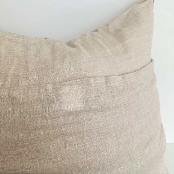 Set of 2 Restoration Hardware Crinkled Linen-Cotton Euro Shams - Picture 5 of 11